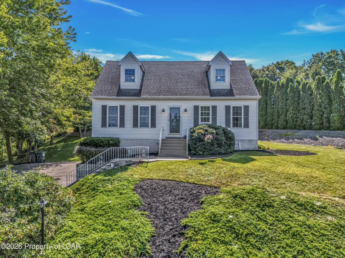 85 Valley View Drive, Mountain Top - 4 bed - 2 bath - 2,180 SF