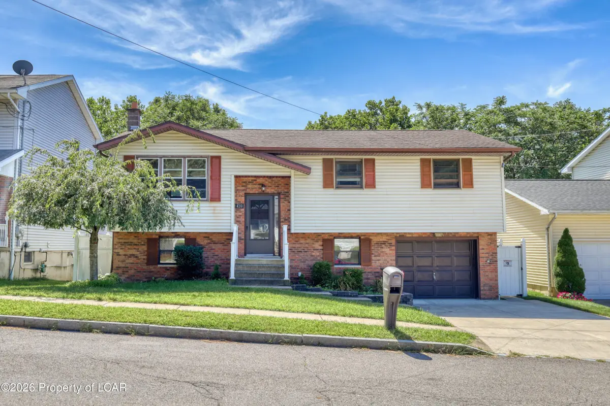 439 Matson Avenue, Wilkes-Barre - 4 bed - 2 bath - 1,762 SF
