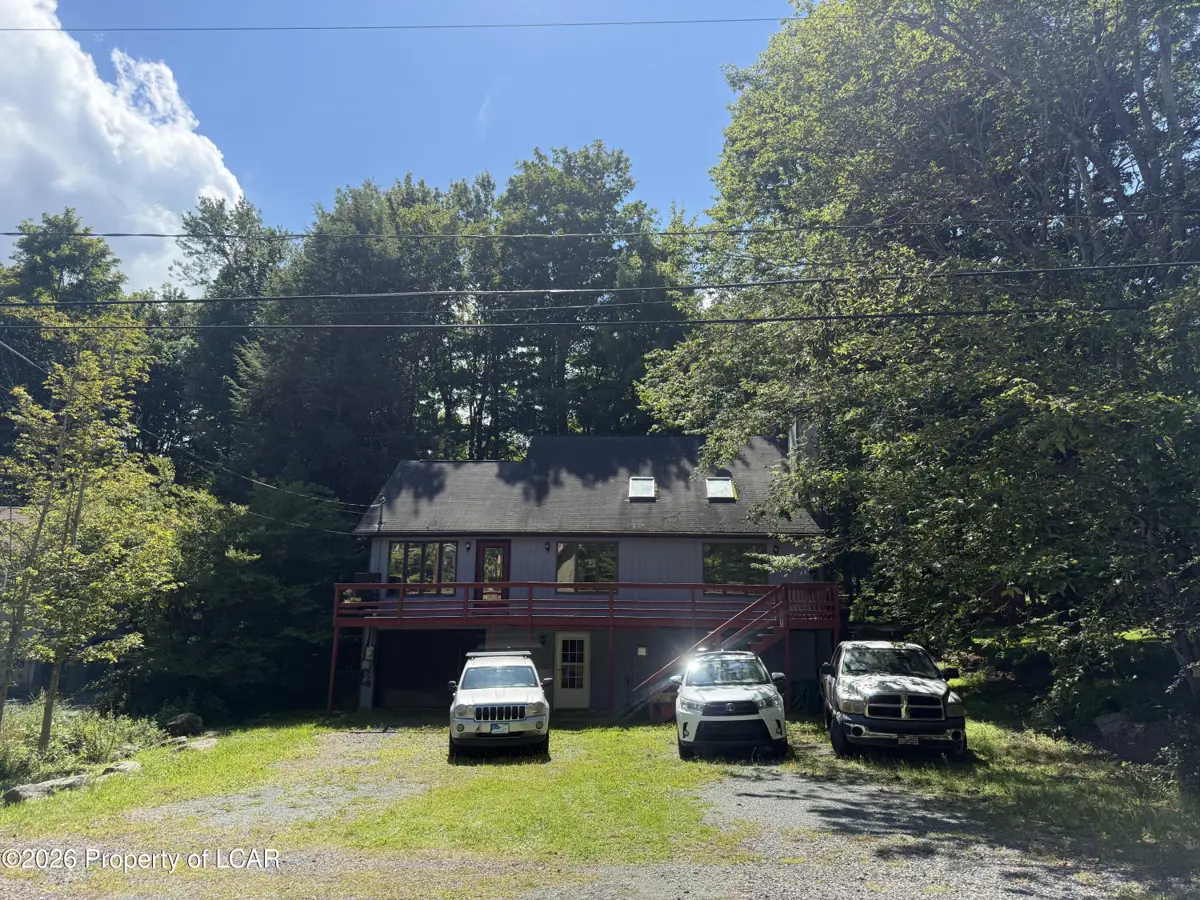 838 Wildwood Terrace, Lake Ariel - 4 bed - 3 bath - 2,184 SF
