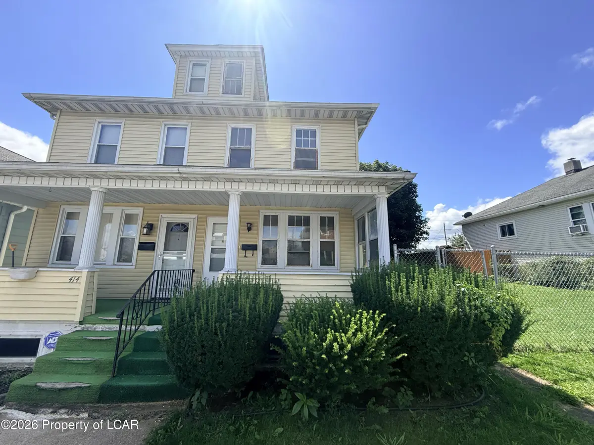 412 Muir Avenue, Hazleton - 2 bed - 1 bath - 952 SF