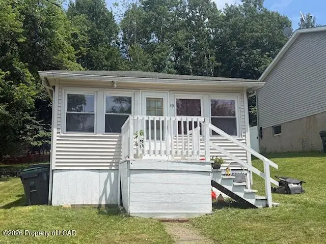 30 High Street, Harveys Lake - 1 bed - 1 bath - 702 SF
