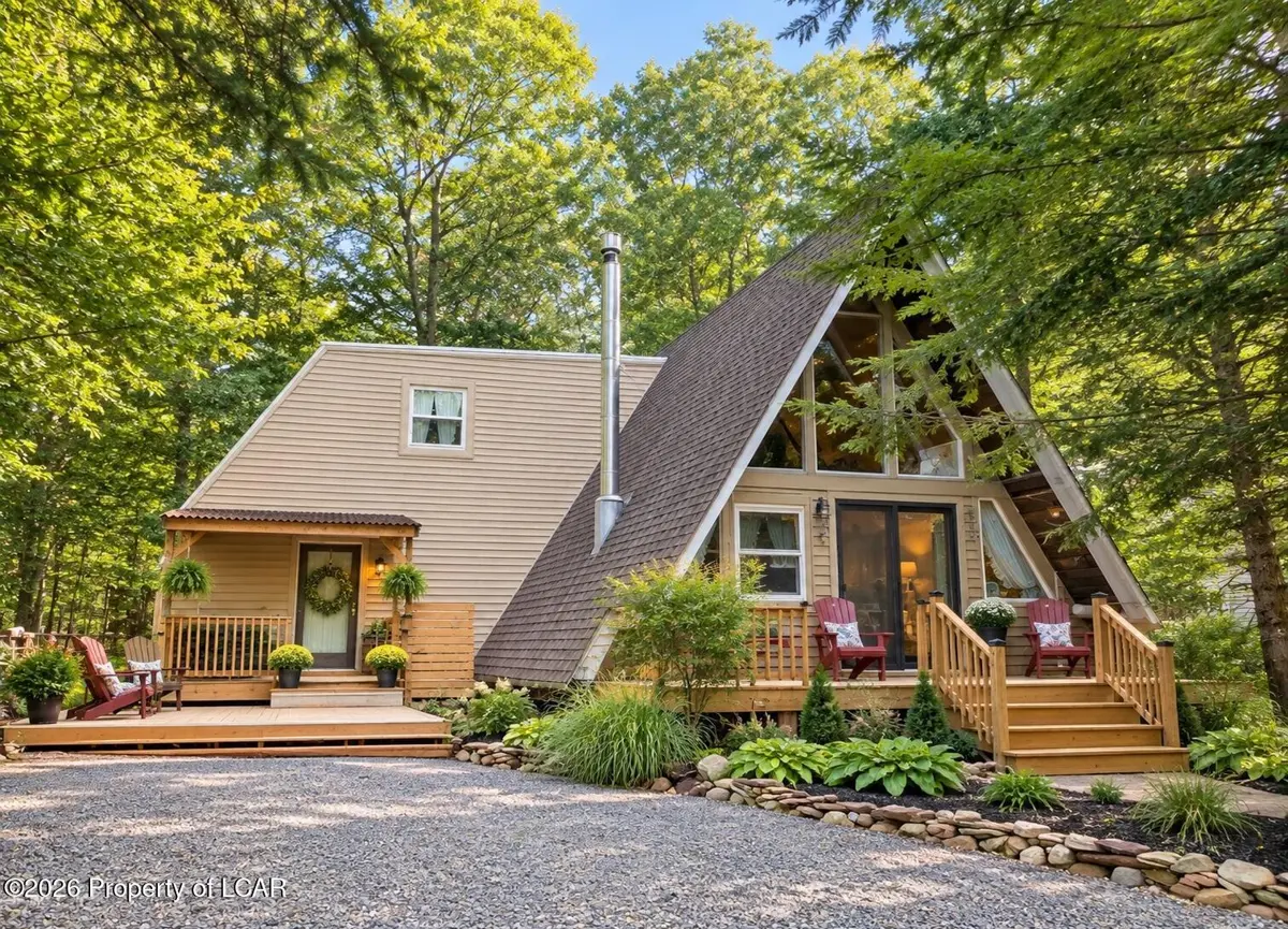 108 Lisa Lake Court, Drums - 2 bed - 2 bath - 1,376 SF