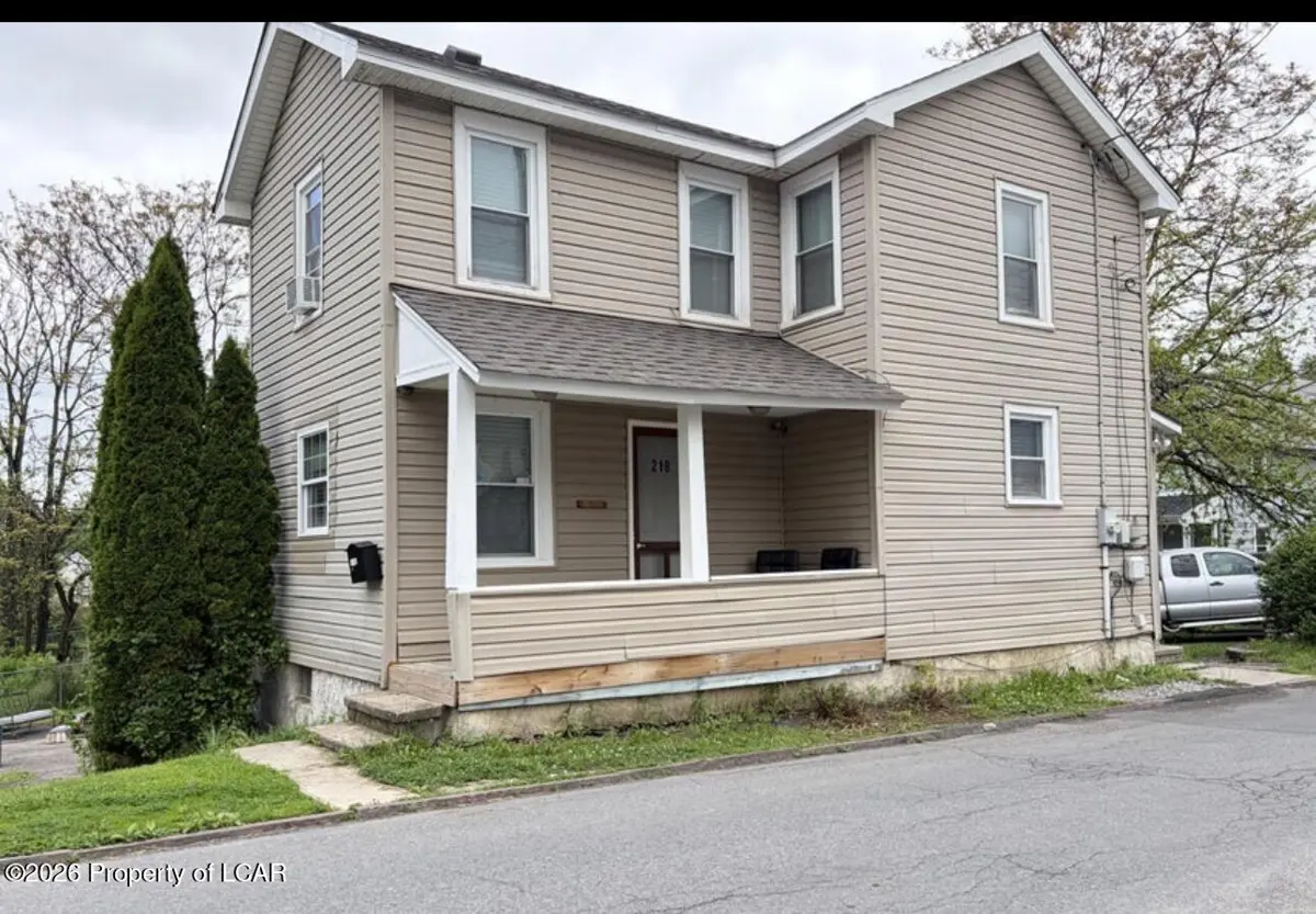 218 Moyallen Street, Wilkes-Barre - 3 bed - 2 bath - 868 SF