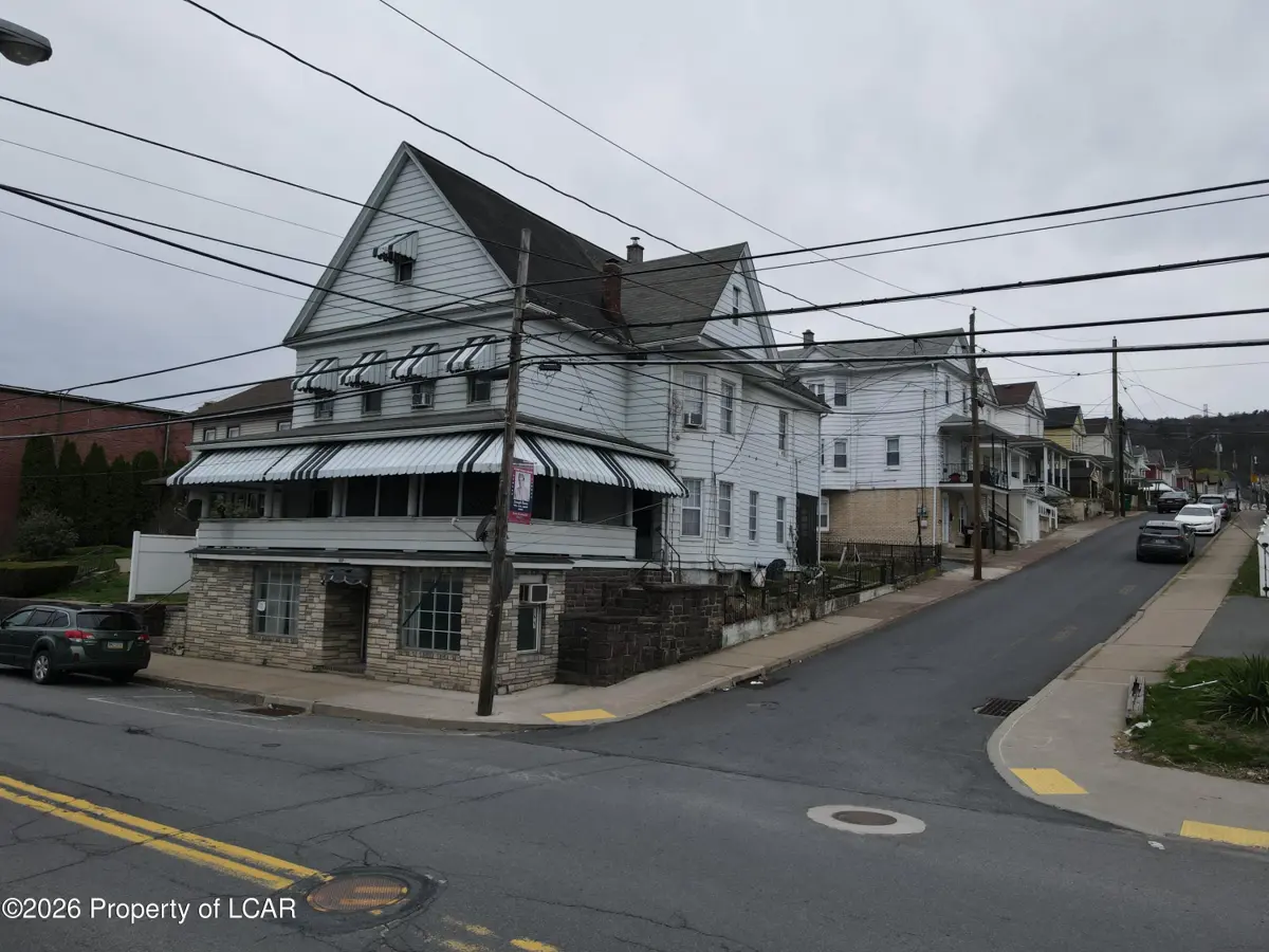 601-603 W Main Street, Plymouth - 3,350 SF