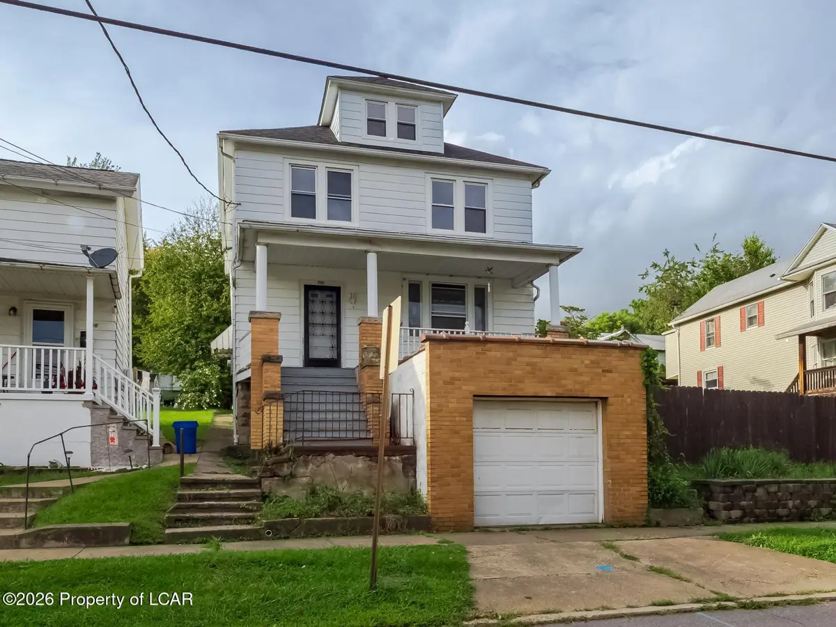 298 E Grove Street, Pringle - 3 bed - 2 bath - 1,684 SF