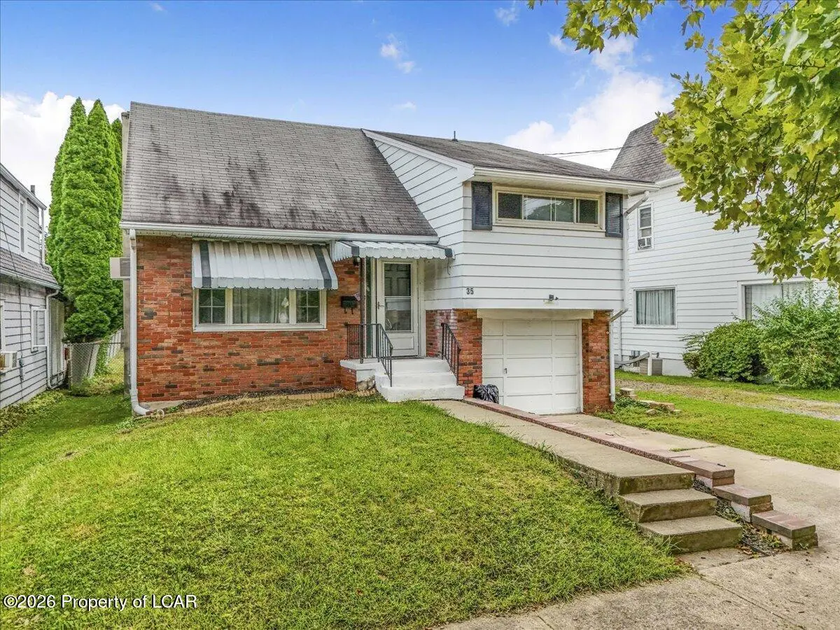 35 W Pettebone, Forty Fort - 3 bed - 2 bath - 1,284 SF