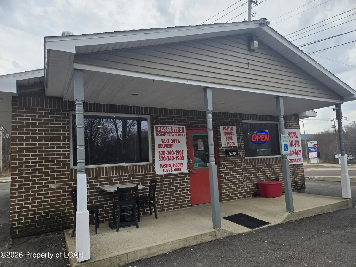 400 Middle Road, Nanticoke - 1 bath - 1,400 SF