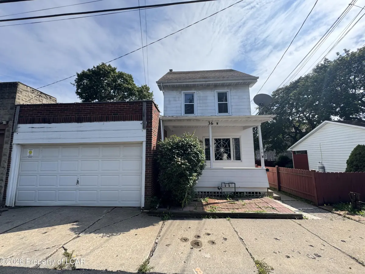 36 W 1st, Hazleton - 3 bed - 2 bath - 1,036 SF