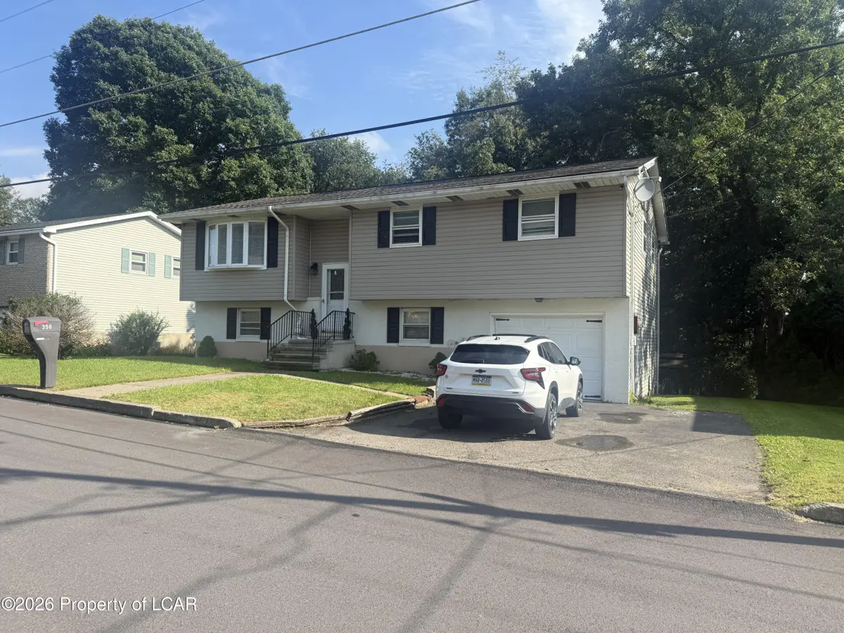 356 W 30th Street, Hazle Township - 4 bed - 2 bath - 2,052 SF