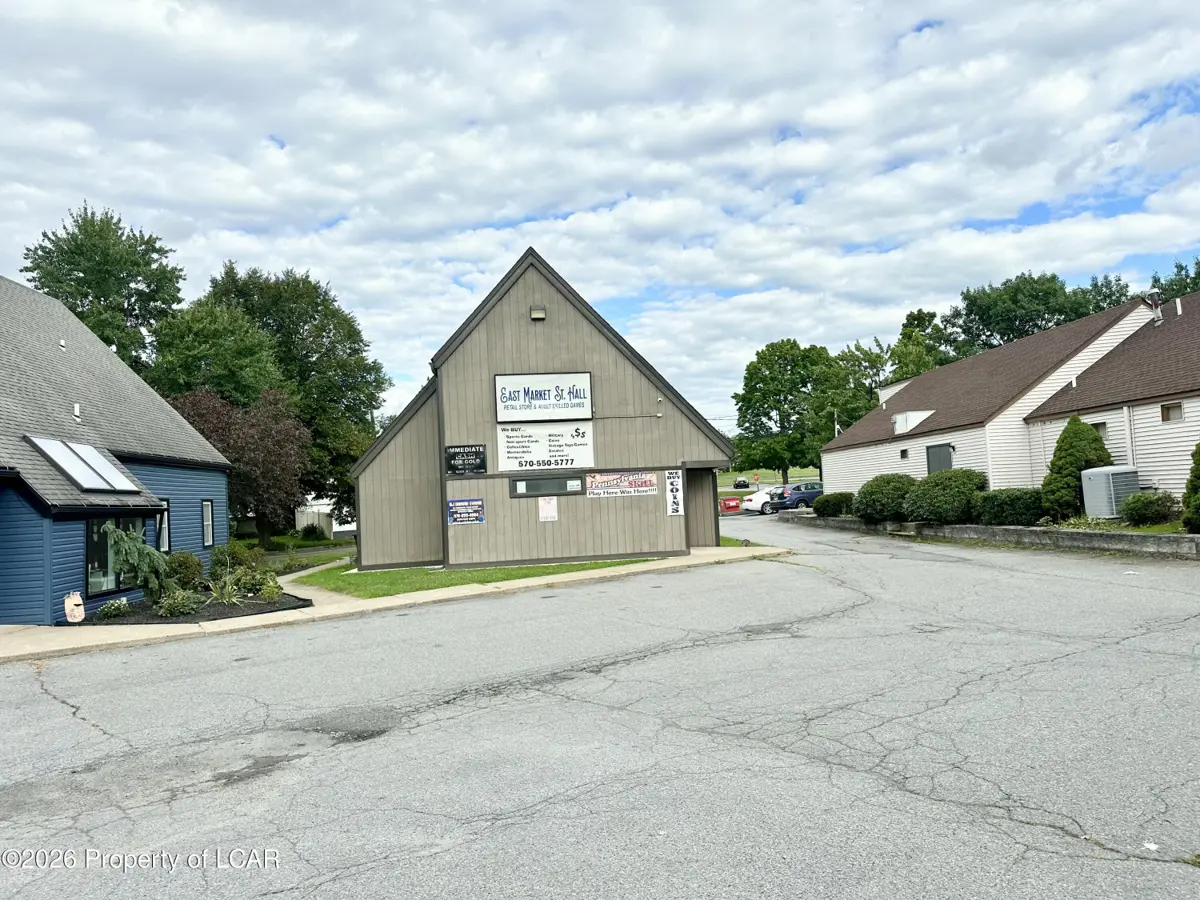 2 Rose Lane, Wilkes-Barre - 1 bath - 2,944 SF