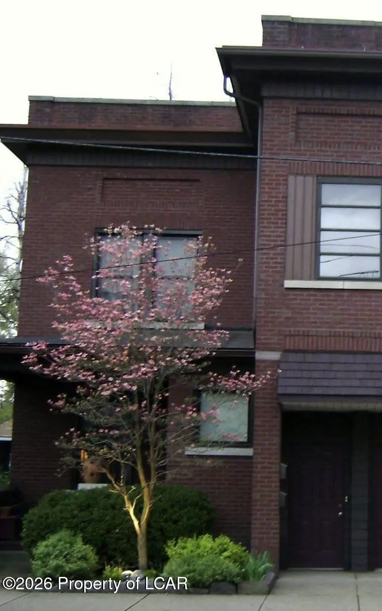 482 Carey Avenue 1/2, Wilkes-Barre - 2 bed - 1 bath - 732 SF