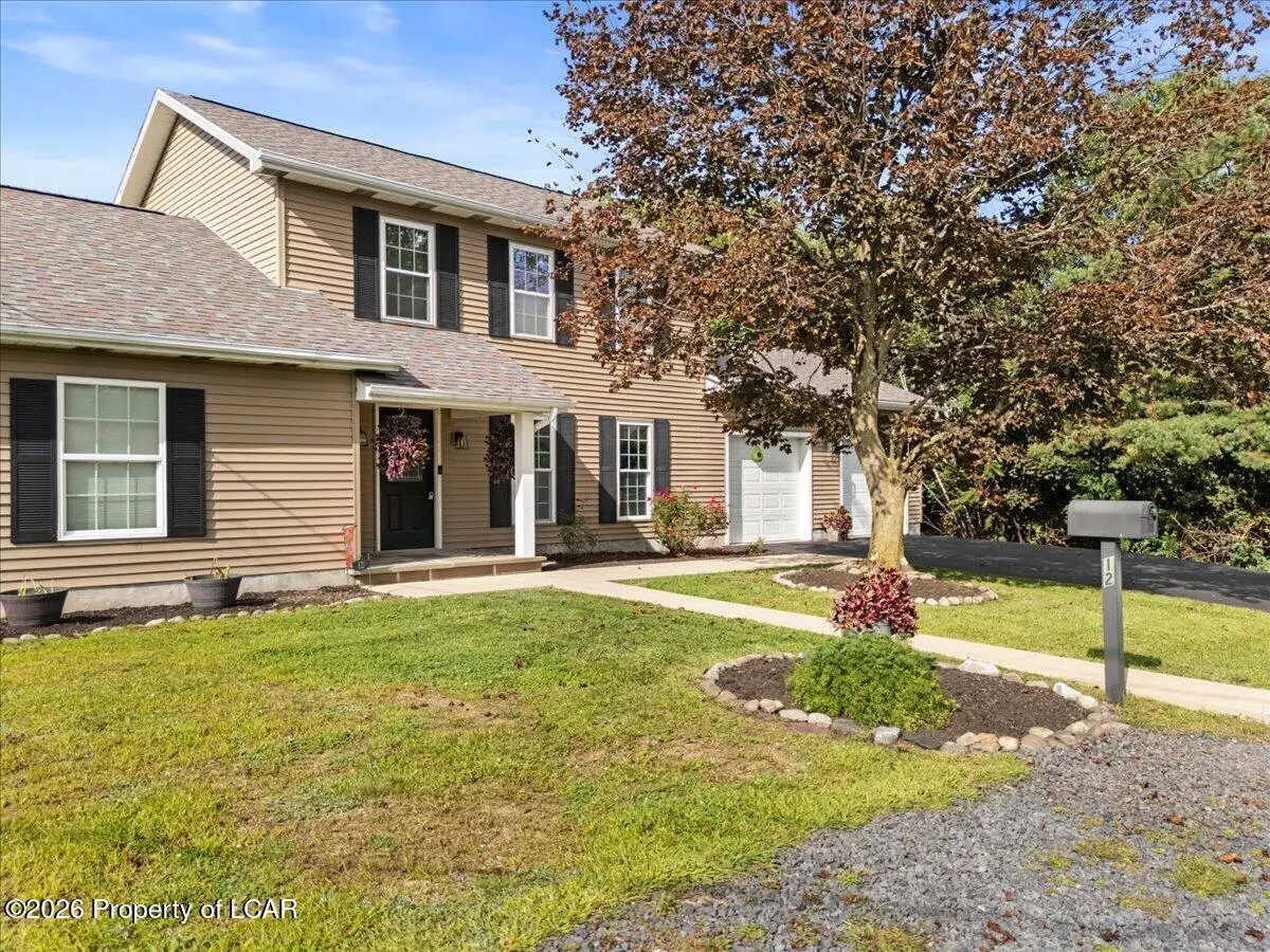 12 Pinewood Drive, Laflin - 3 bed - 2 bath - 1,568 SF