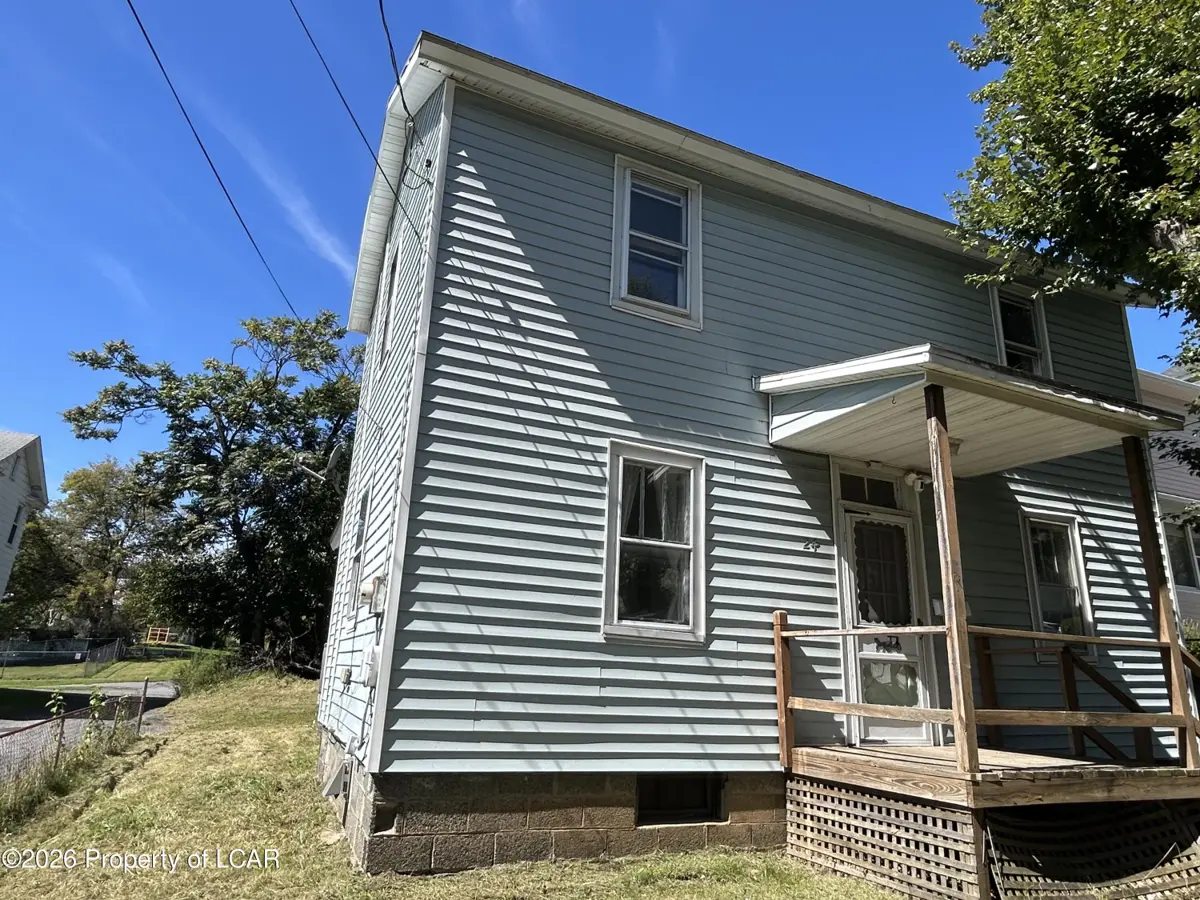 24 Delaware Street, Wilkes-Barre - 3 bed - 1 bath - 1,064 SF