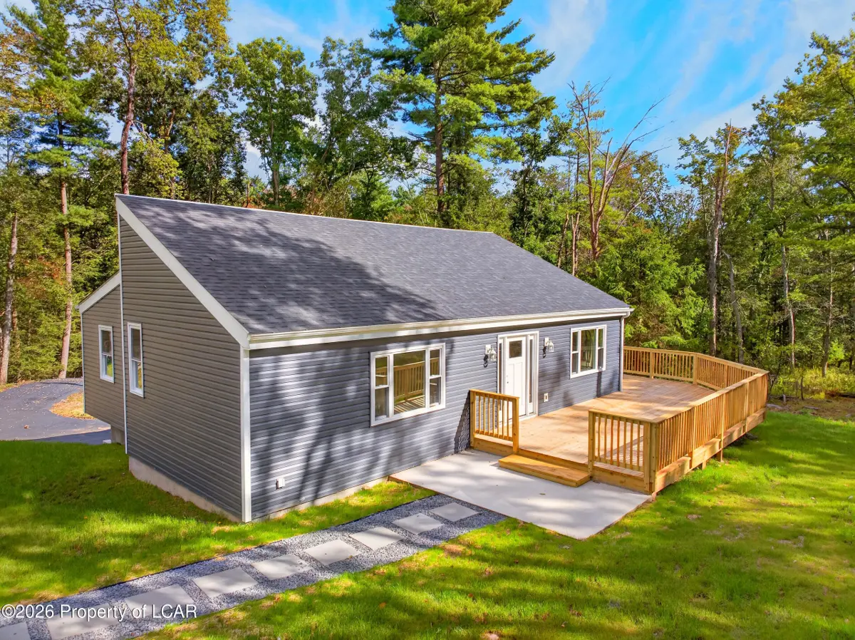 912 E Parkway Road, Wilkes-Barre - 3 bed - 2 bath - 1,408 SF