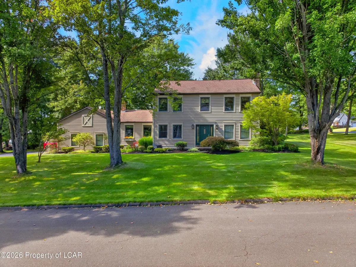 18 Louise Road, Wyoming - 4 bed - 3 bath - 2,700 SF