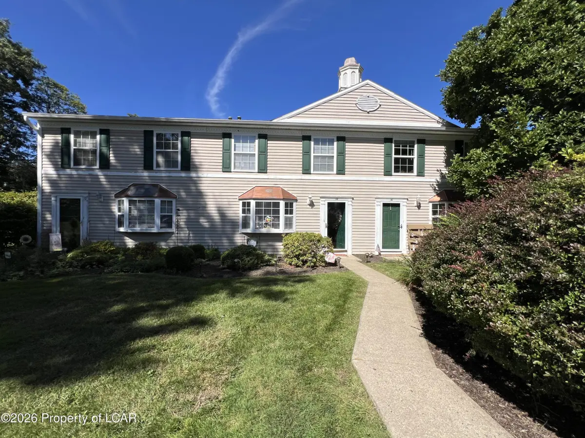 14 Patriot Way, Mountain Top - 3 bed - 2 bath - 1,220 SF