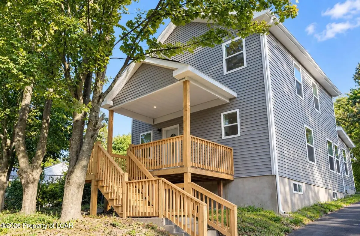 167 Main Street, Harleigh - 3 bed - 3 bath - 832 SF