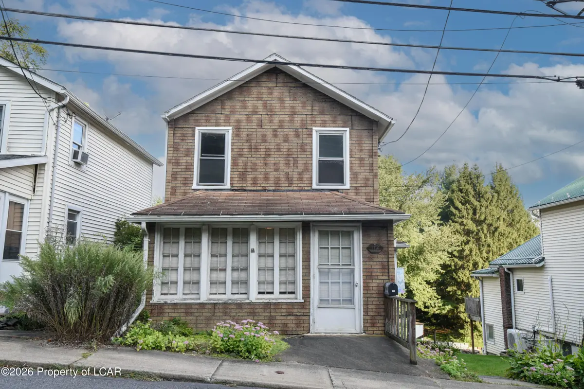 112 River Street, Nanticoke - 2 bed - 1 bath - 1,248 SF