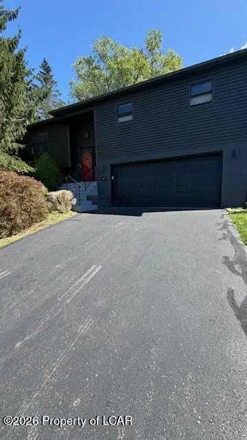 181 Terrace Avenue, Shavertown - 3 bed - 3 bath - 2,069 SF