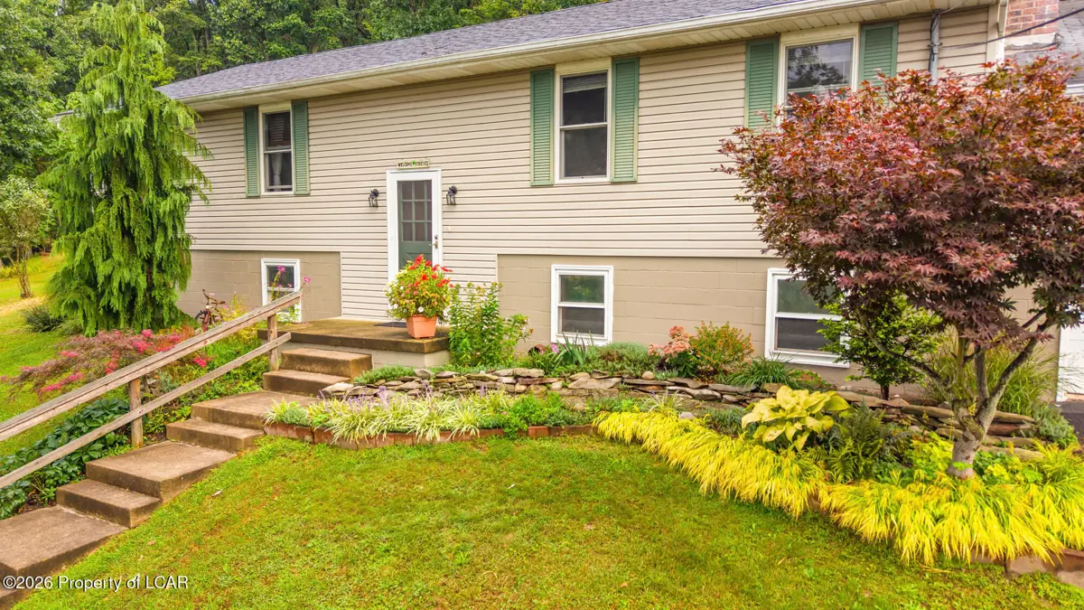7 Old Mill Road, Berwick - 3 bed - 2 bath - 2,073 SF