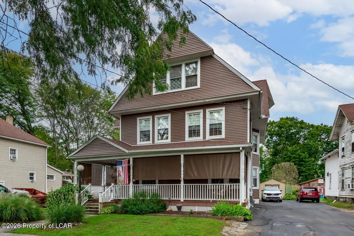 16 Montgomery Avenue, West Pittston - 4 bed - 2 bath - 3,712 SF
