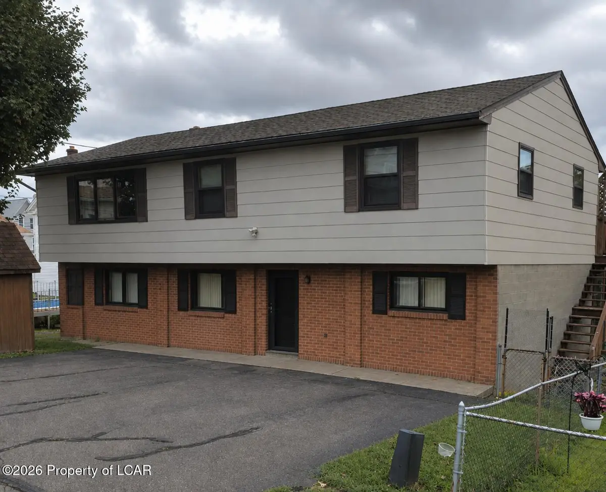 115 E 11th Street, Hazleton - 3,200 SF