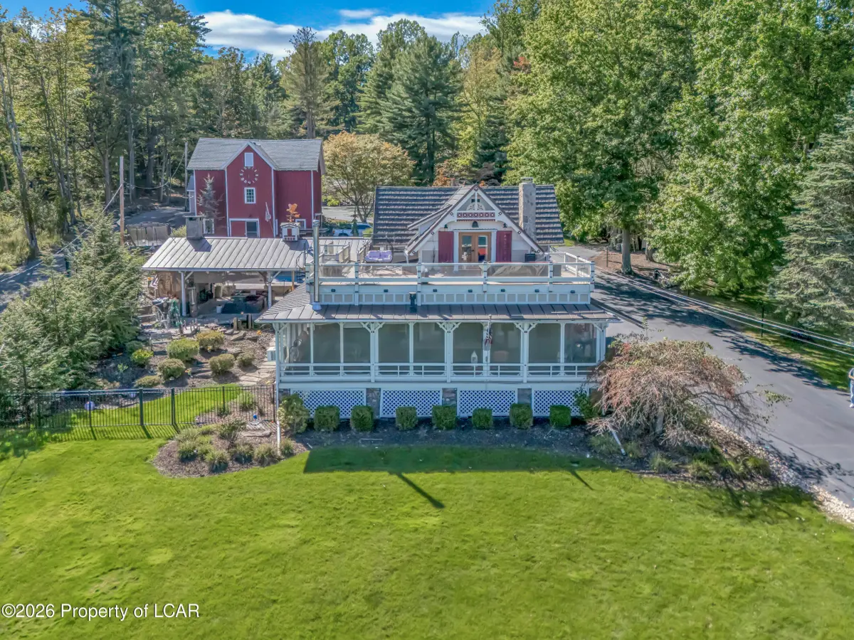 2633 Lakeside, Harveys Lake - 4 bed - 3 bath - 3,600 SF