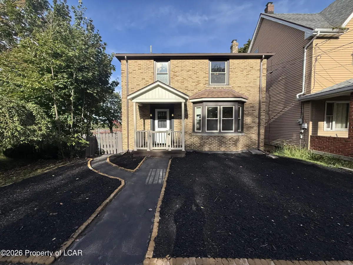 276 S Poplar Street, Hazleton - 4 bed - 2 bath - 2,050 SF