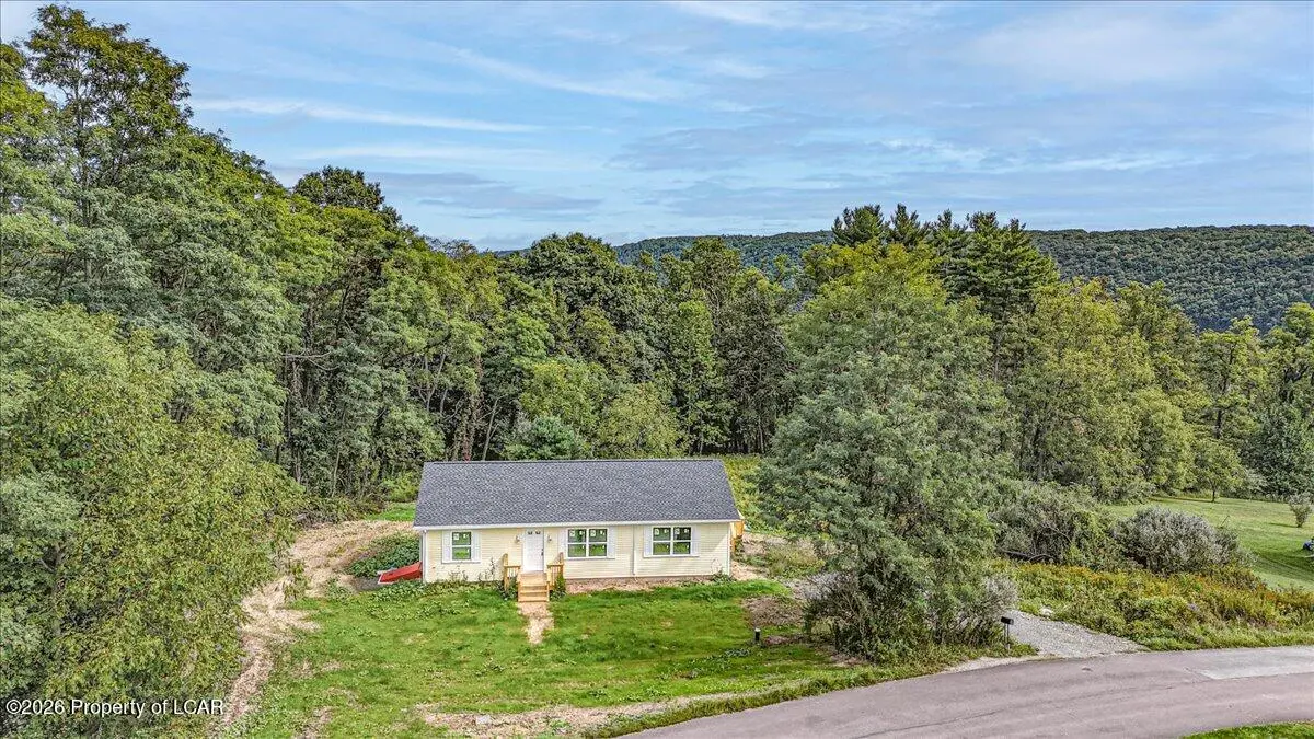 161 Walnut Ridge Drive, Mehoopany - 3 bed - 2 bath - 1,255 SF