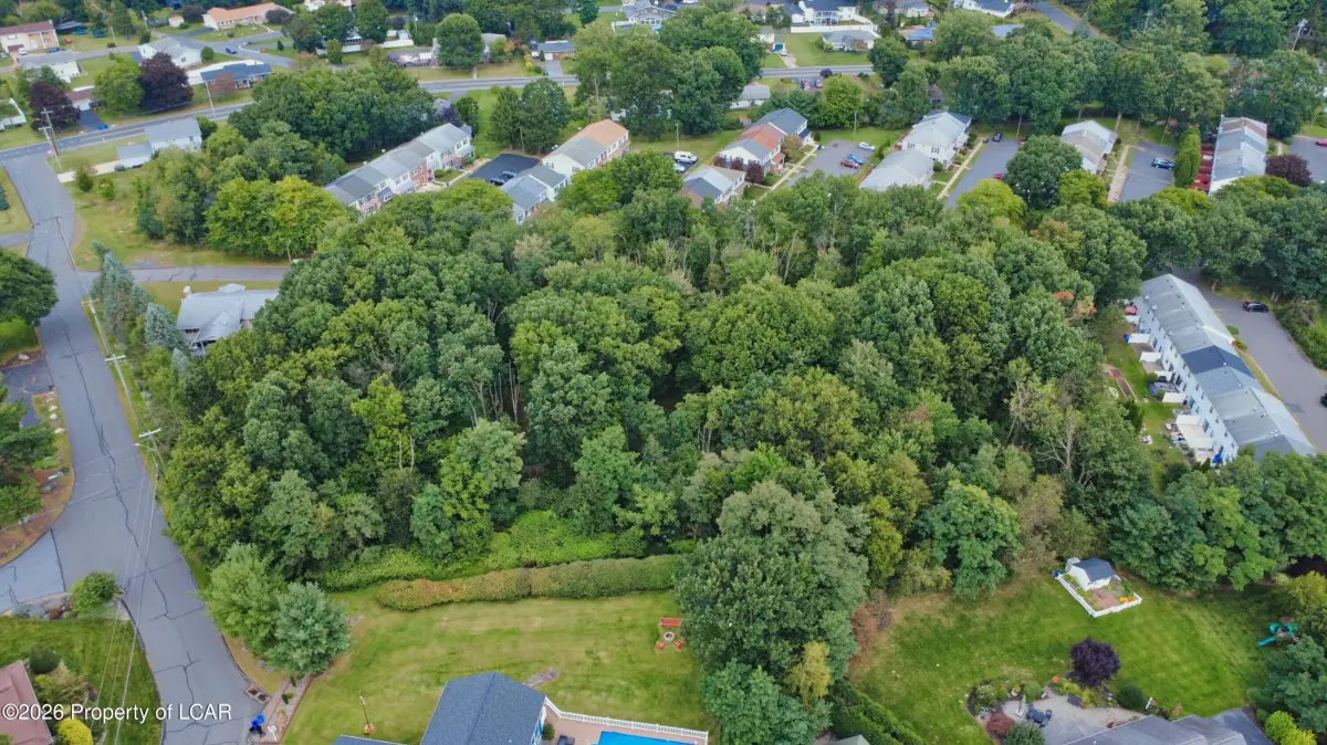 Haverford Drive, Laflin