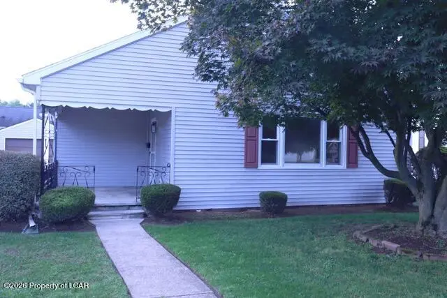 519 Butler Street, Wyoming - 3 bed - 2 bath - 1,883 SF