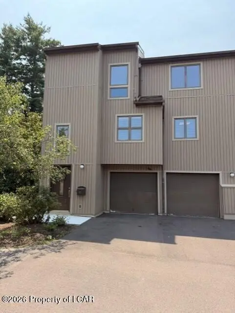 611 Old Meadows Avenue, Dallas - 3 bed - 3 bath - 1,525 SF