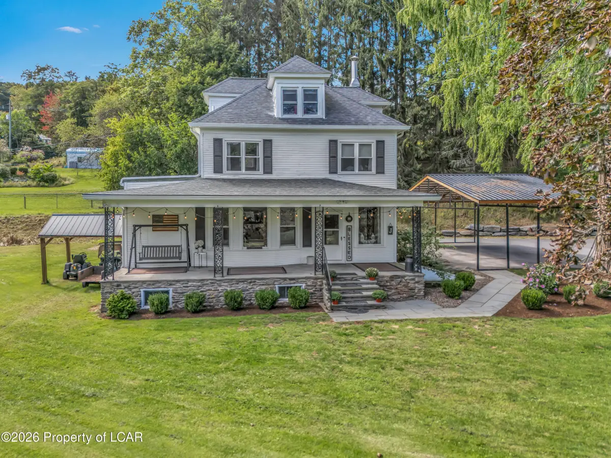 56 S Pioneer Avenue, Trucksville - 4 bed - 2 bath - 2,863 SF