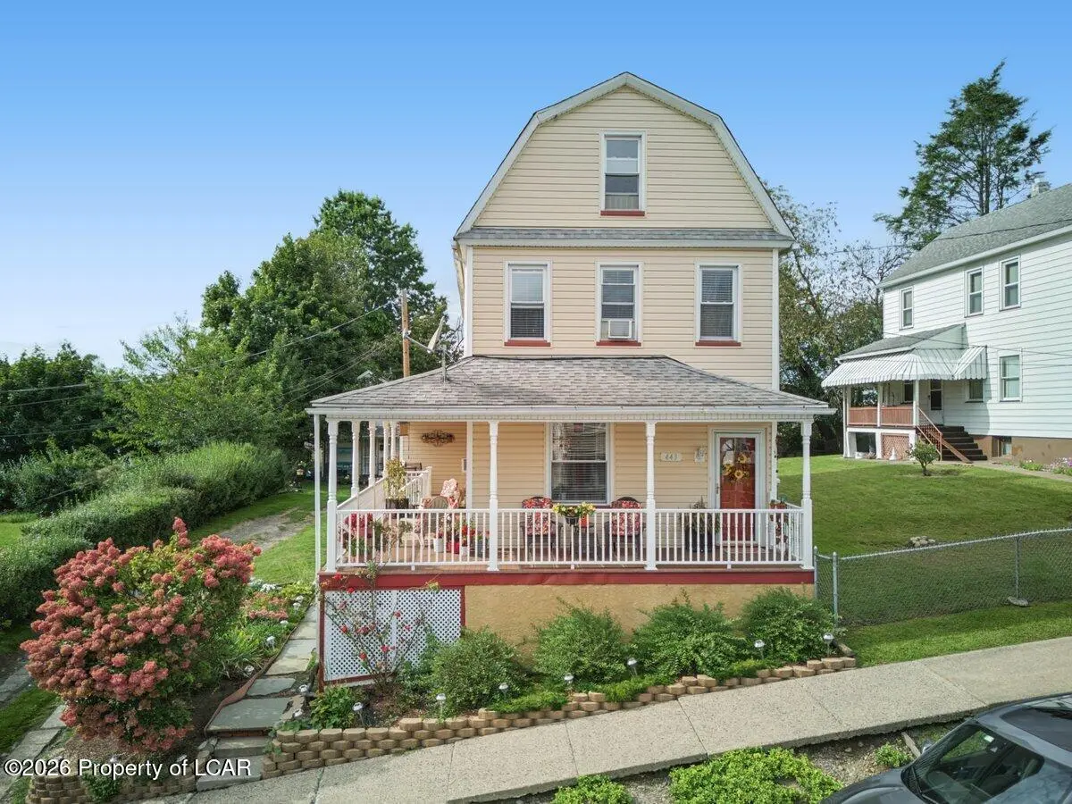 443 S Grant Street, Wilkes-Barre - 3 bed - 2 bath - 1,500 SF