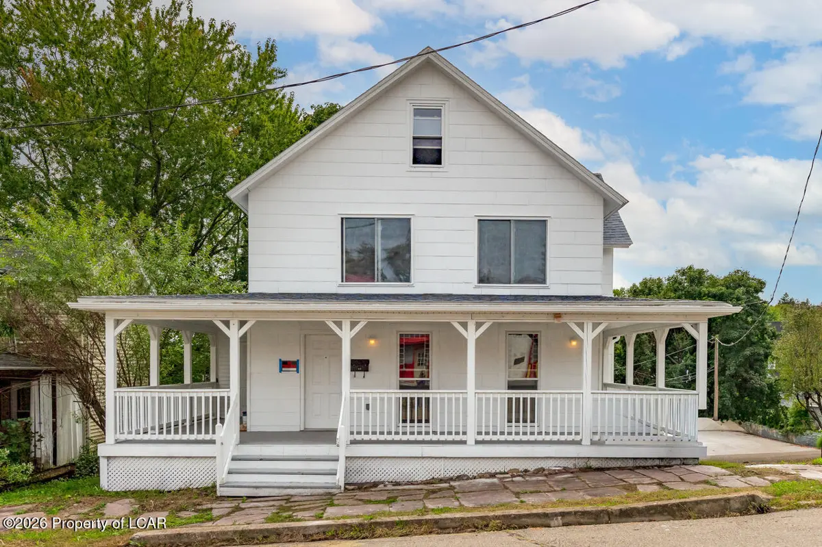 312 Buffalo Street, White Haven - 3 bed - 2 bath - 3,400 SF