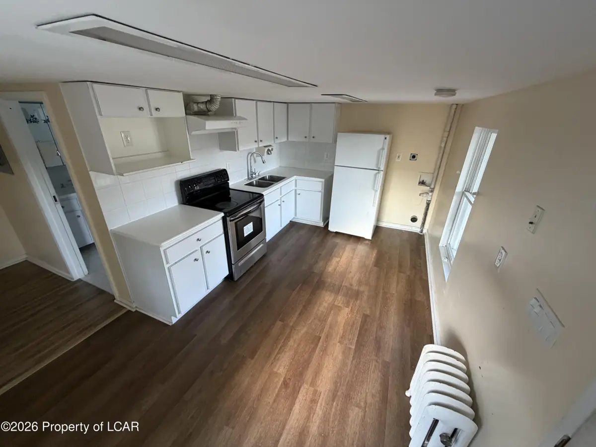 349 Scott Street 2, Wilkes-Barre - 2 bed - 1 bath - 950 SF