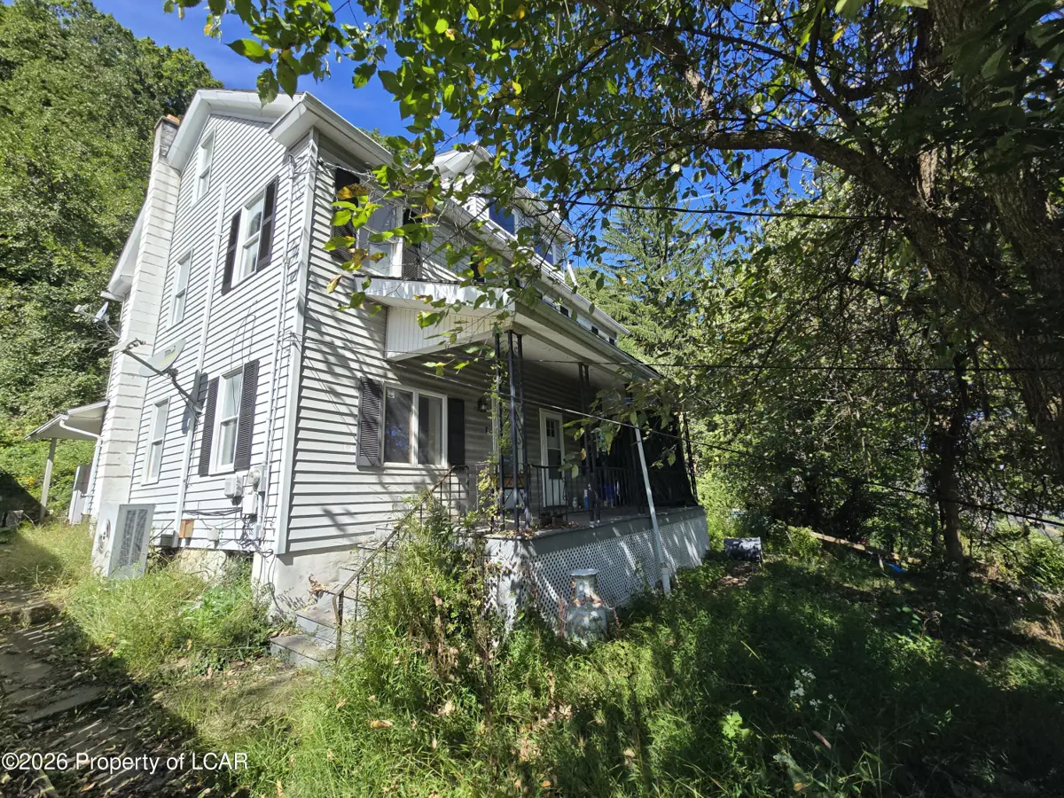 1021-1023 W Main Street, Plymouth - 2,220 SF