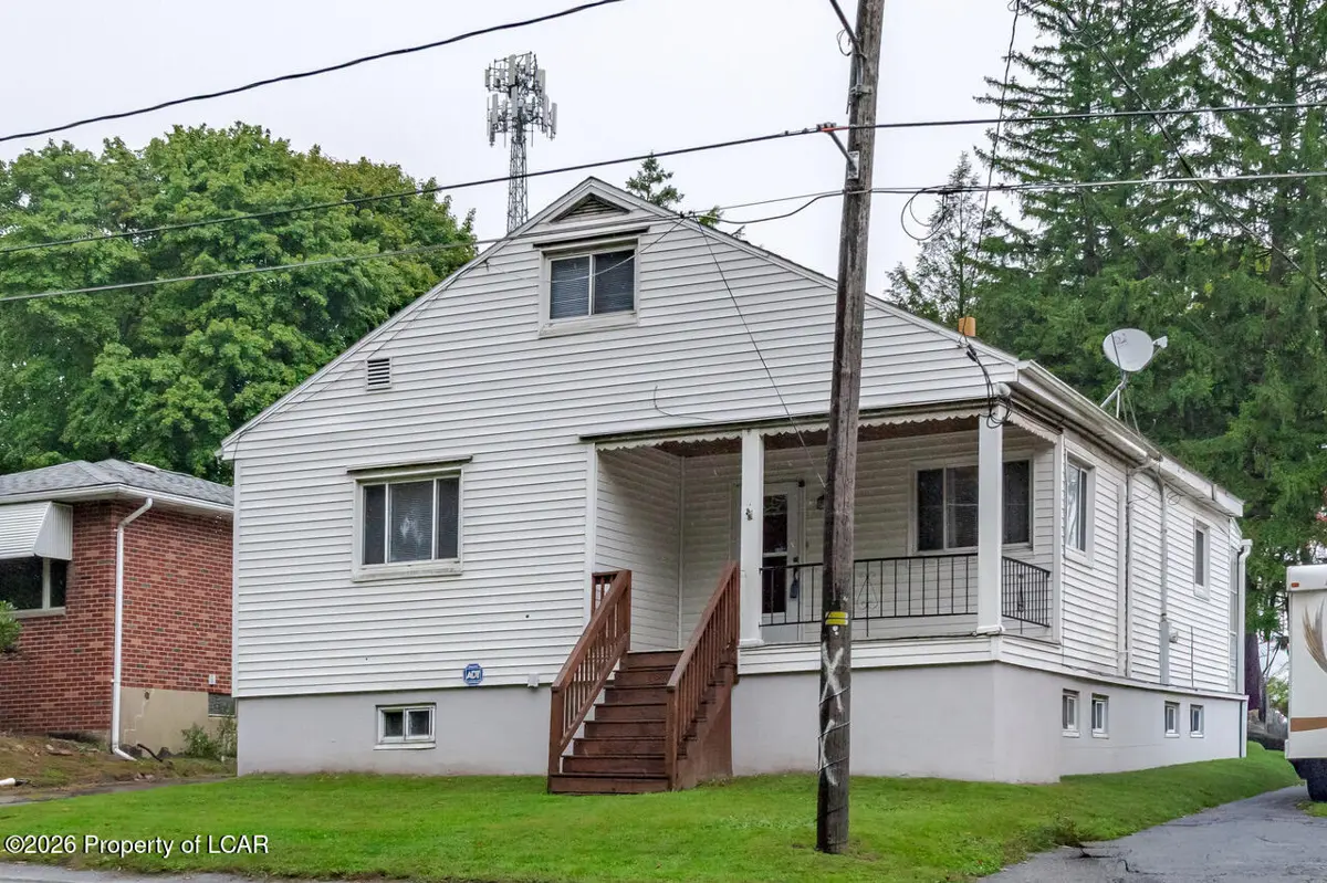 934 Jeansville Road, Hazle Township - 5 bed - 2 bath - 3,157 SF