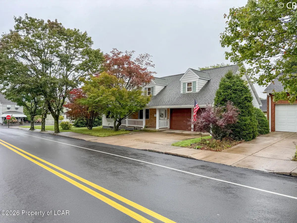 311 W 23rd Street, Hazle Township - 6 bed - 3 bath - 3,566 SF