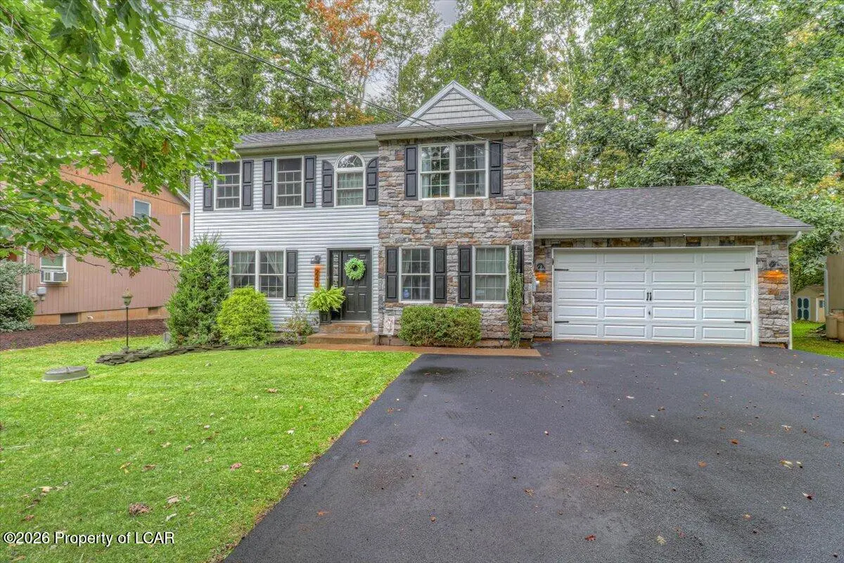 240 Shingle Mill Drive, Drums - 3 bed - 3 bath - 2,096 SF