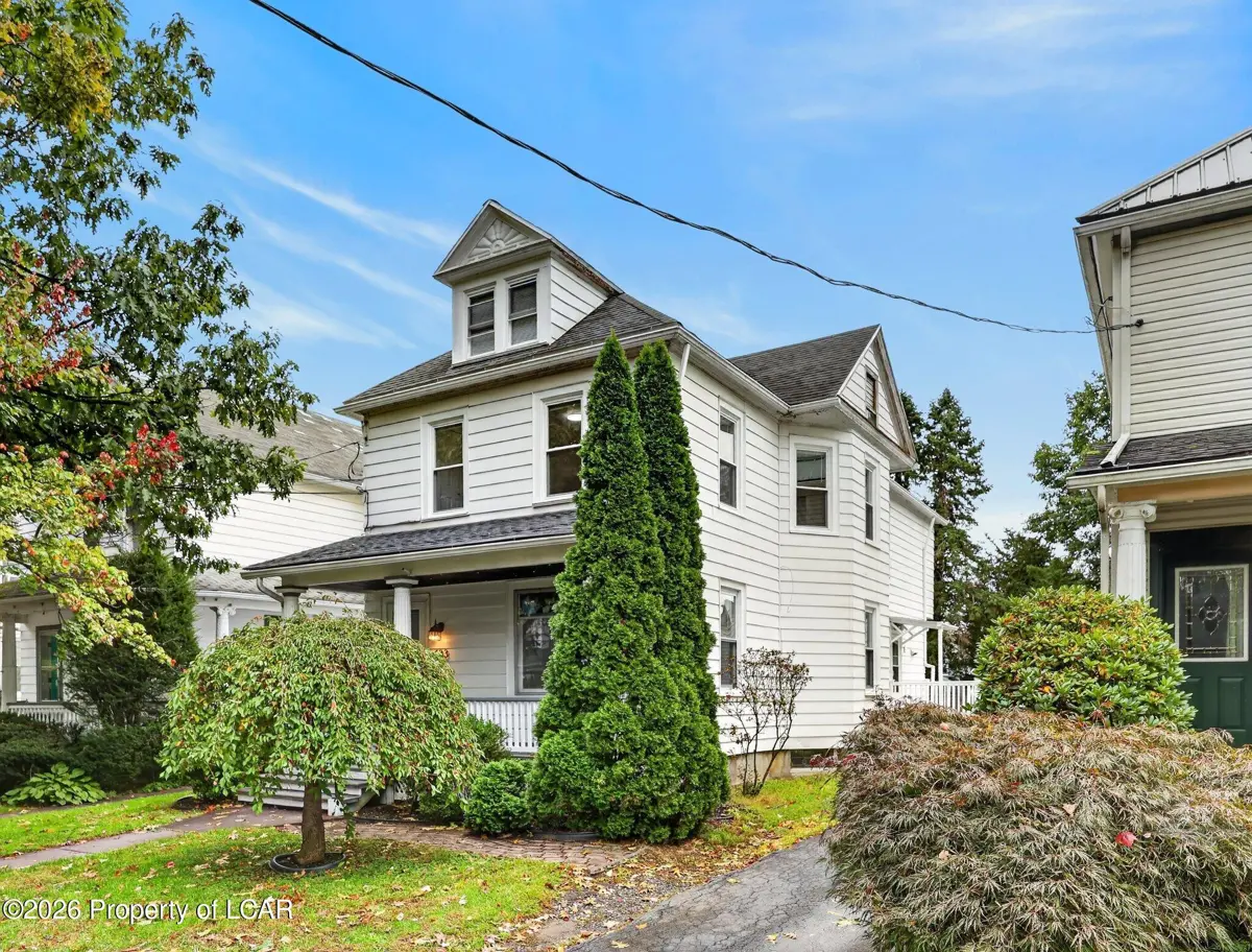 433 Chestnut Avenue, Kingston - 4 bed - 2 bath - 2,012 SF