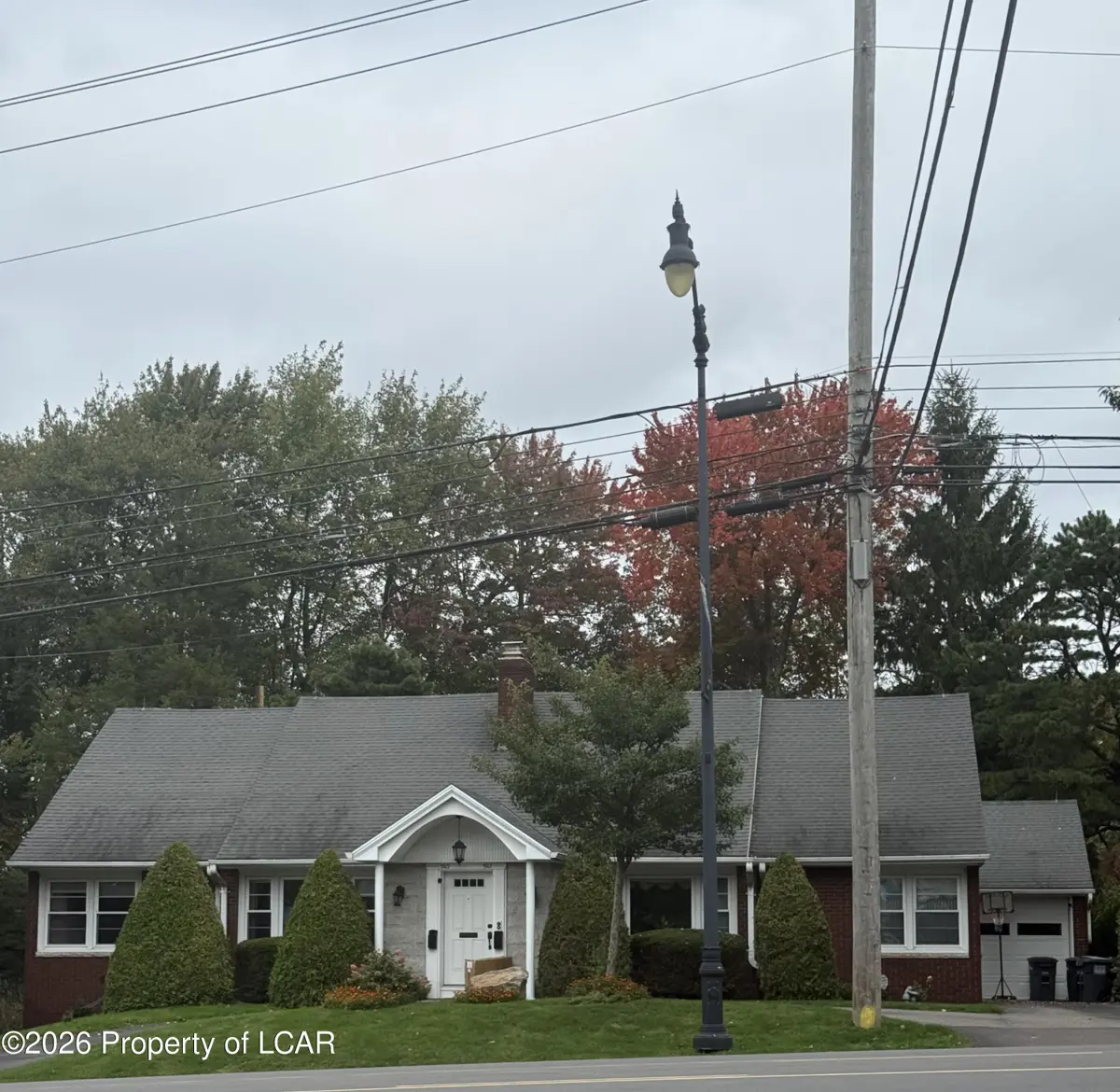 1145-1147 E Broad Street, Hazleton - 3,170 SF