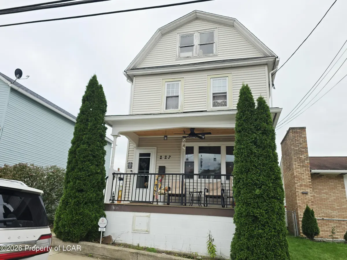 227 W Church Street, Nanticoke - 2,016 SF