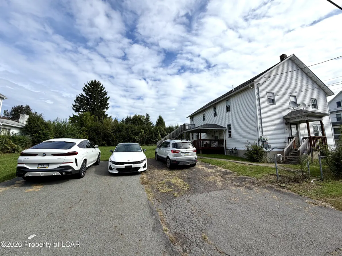 98 Stark Street 1, Wilkes-Barre - 2 bed - 1 bath - 1,200 SF