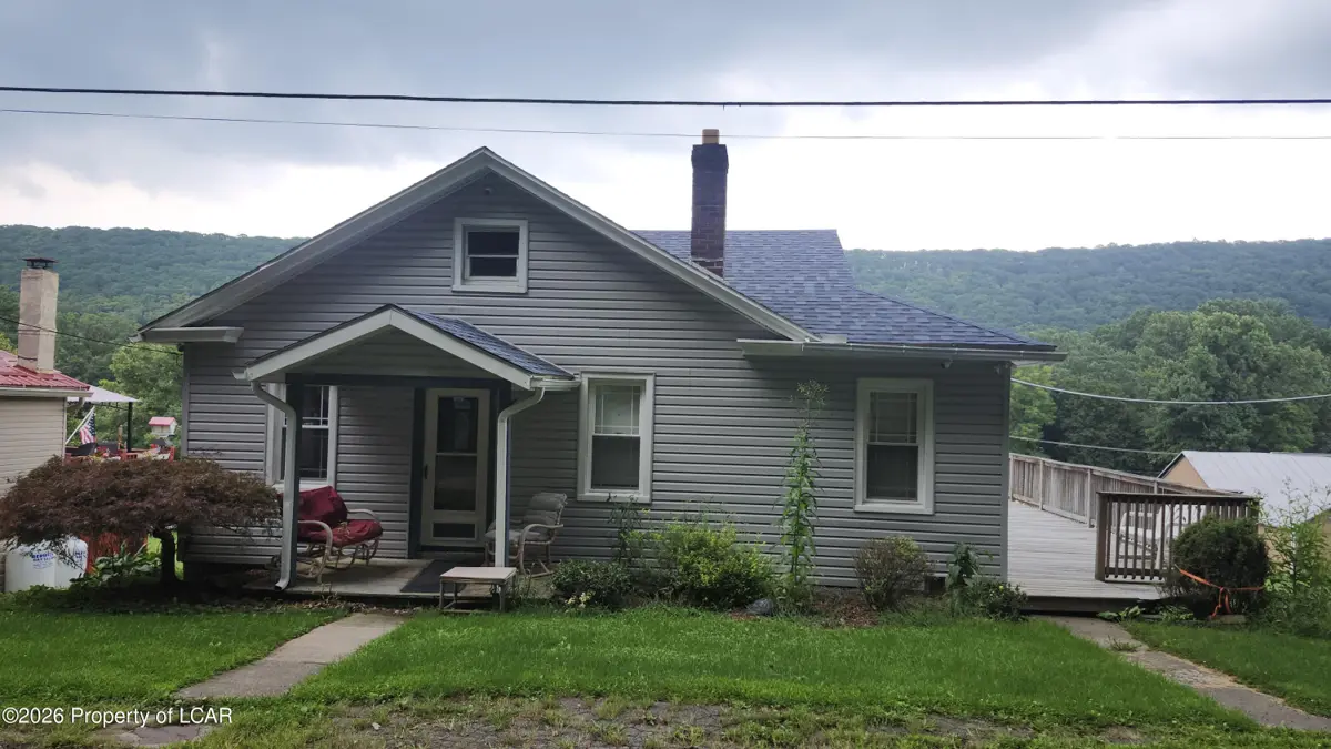11 Top Street, Sugarloaf - 3 bed - 2 bath - 1,446 SF