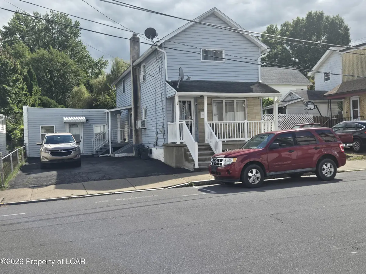 370 High Street, Wilkes-Barre - 3 bed - 2 bath - 1,530 SF