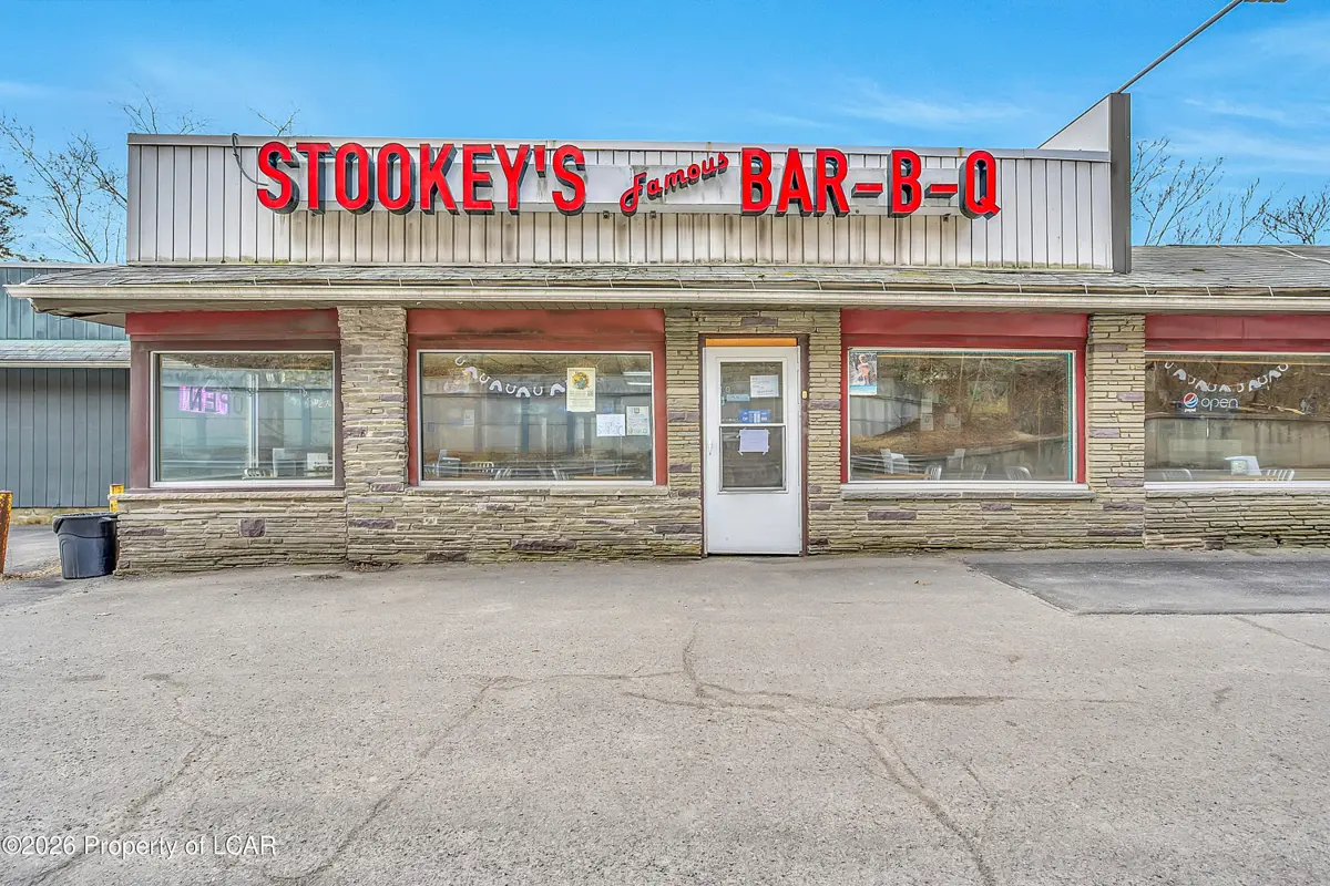 130 E Poplar Street, West Nanticoke - 3 bath - 4,000 SF