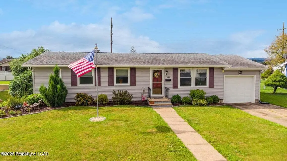 1230 E 6th Street, Berwick in Berwick