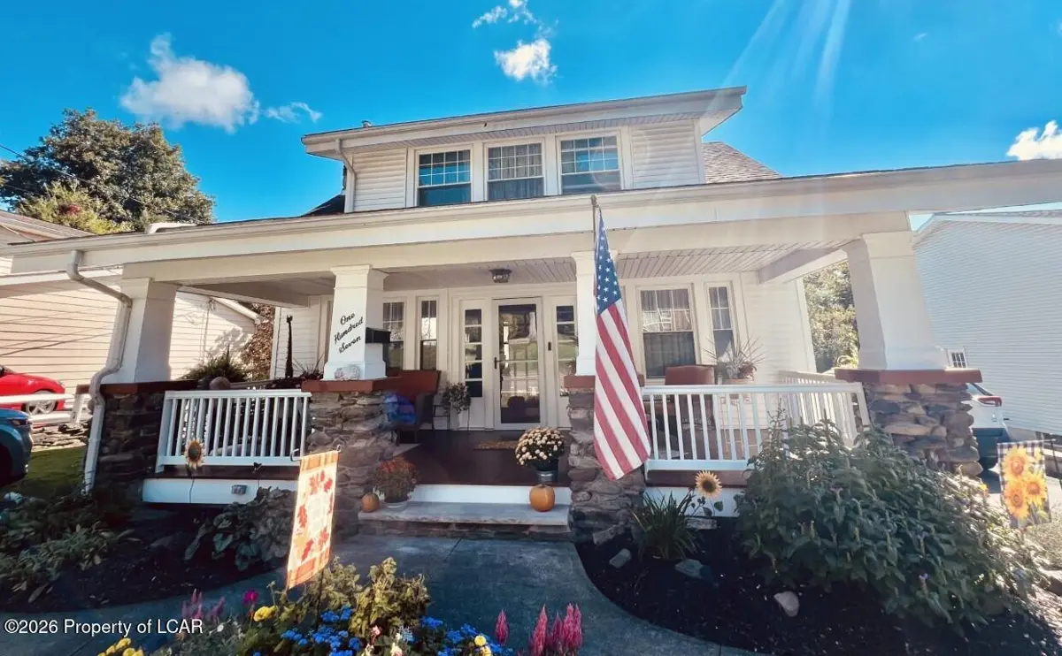 107 E Center Street, Shavertown - 3 bed - 1 bath - 1,450 SF