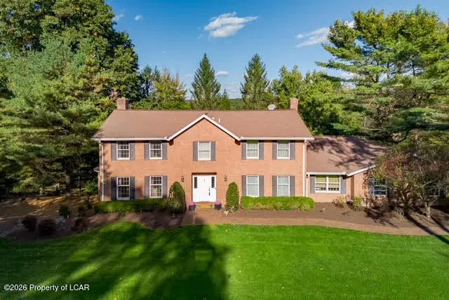 150 Wellington Road, Shavertown - 4 bed - 4 bath - 5,000 SF